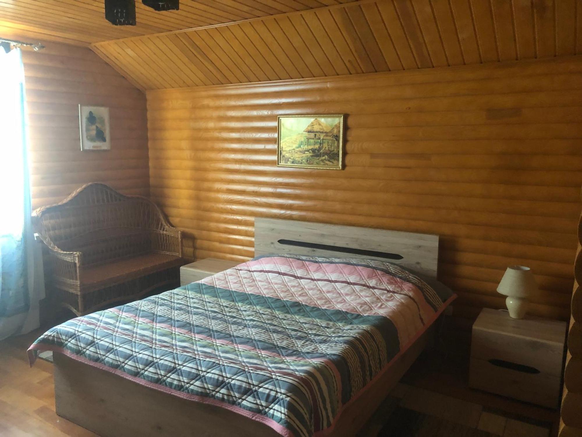 Parusa Maklaia Baturyn Bagian luar foto