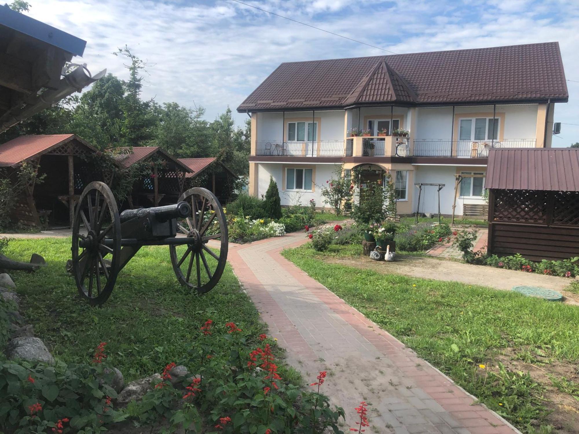 Parusa Maklaia Baturyn Bagian luar foto