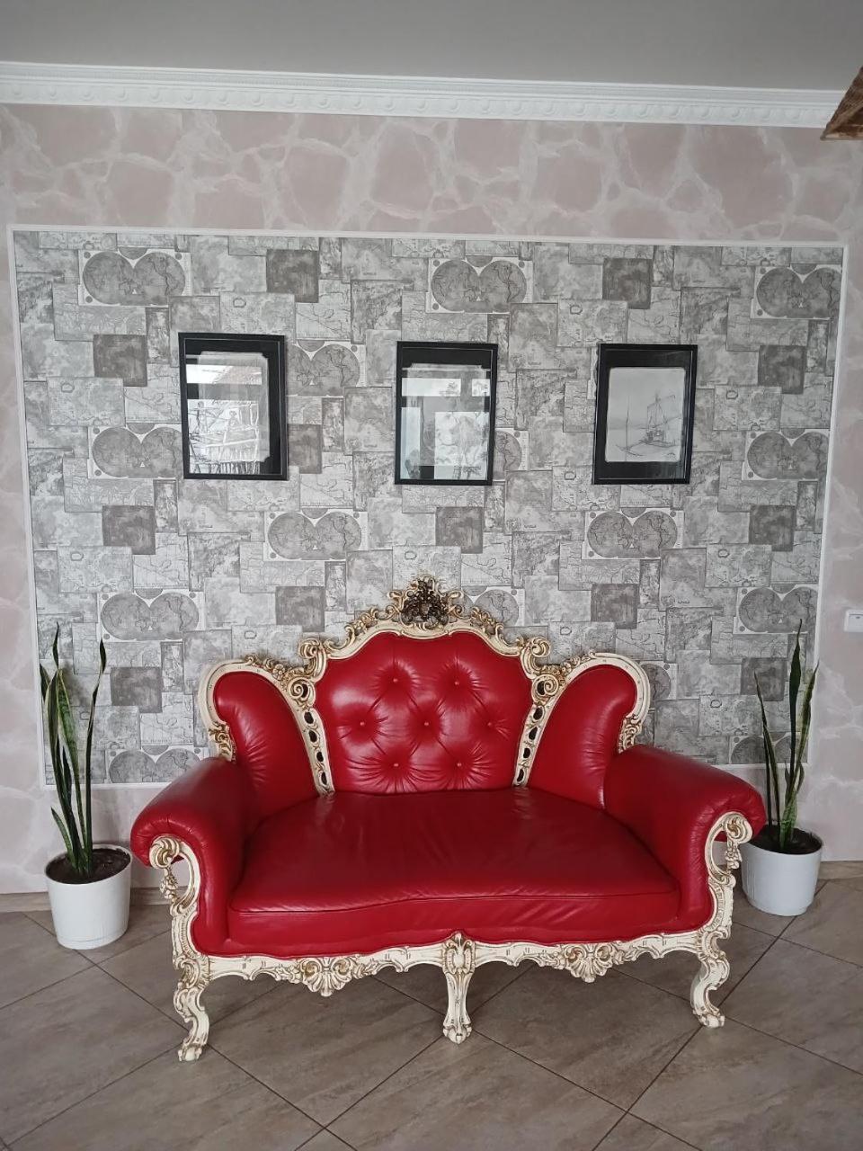 Parusa Maklaia Baturyn Bagian luar foto
